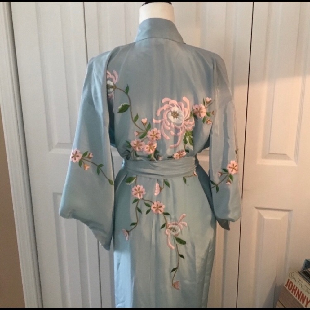 Vintage Japanese silk kimono robe